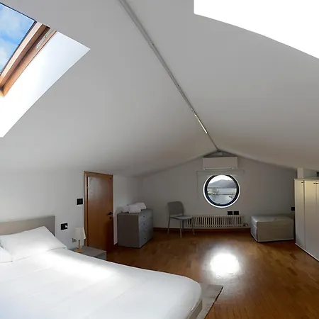 Apartment Darsena 7 - Fronte - Vacanze Sul Serio *